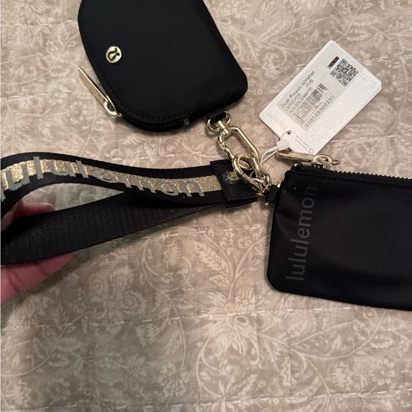 lululemon athletica Handbags - Lululemon Black Hand Pouch